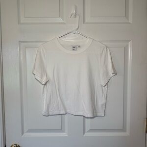 Aritzia White Short Sleeve Tee